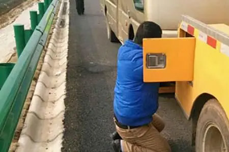 宿州砀山薛楼板材加工园车辆保险救援服务有哪些-救援换电瓶