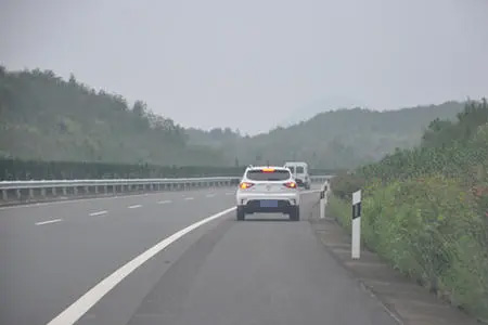 宝鸡南盘江大桥GZ40|芜湖长江大桥G5011|救援拖车道路 物流拖头车
